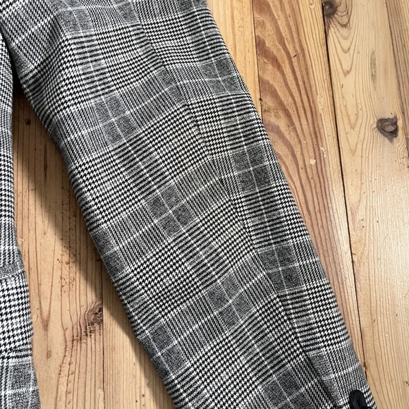 Topman Mens Gray Plaid Slim Fit Blazer Jacket 38R One Button Black‎ White Gray - Picture 5 of 9